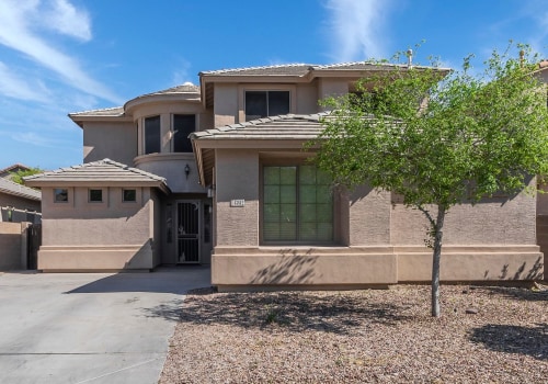 What is the Repayment Period for Loans from Banks in Maricopa County?